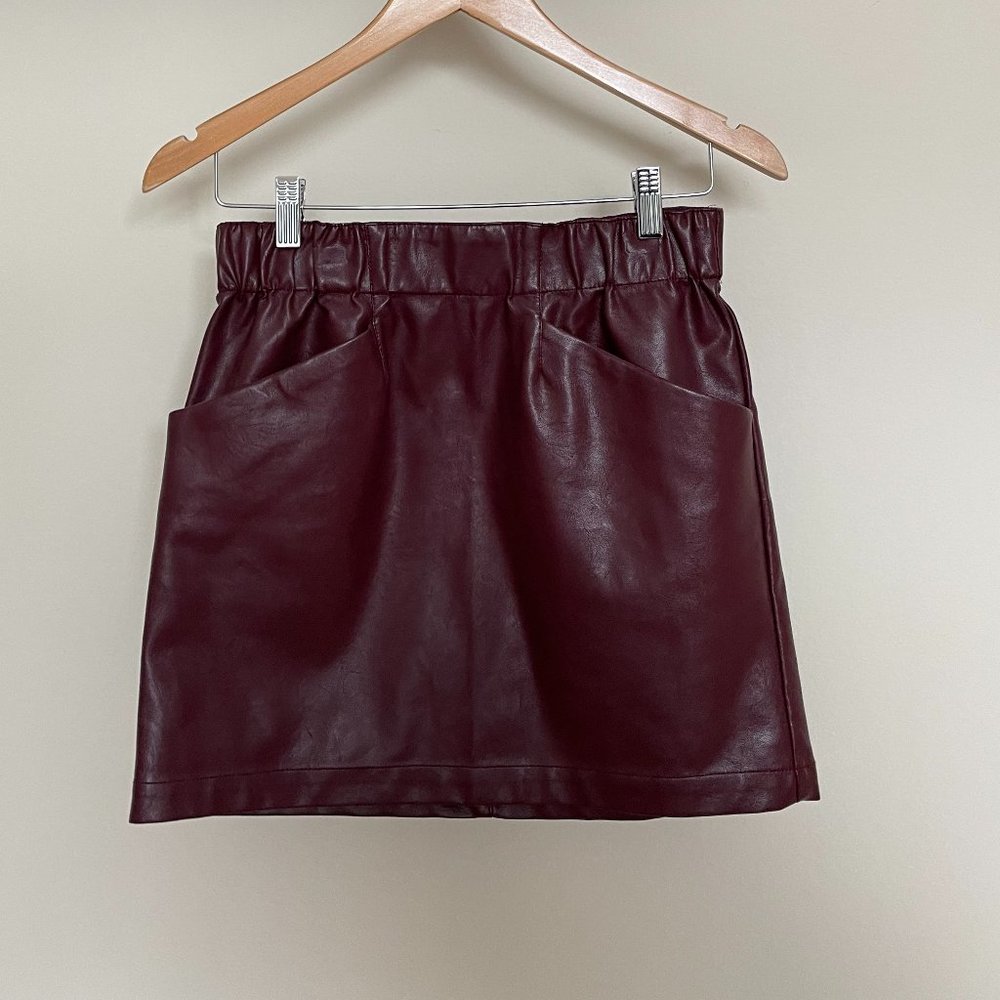 NWOT Target's Wild Fable Maroon Faux Leather Mini Skirt sz XS